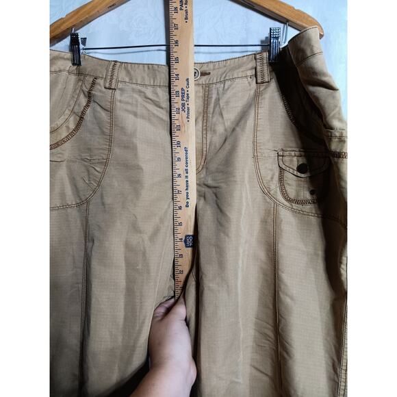 Lane Bryant Tan Ripstop Cropped Pants Size 18 - Picture 7 of 14
